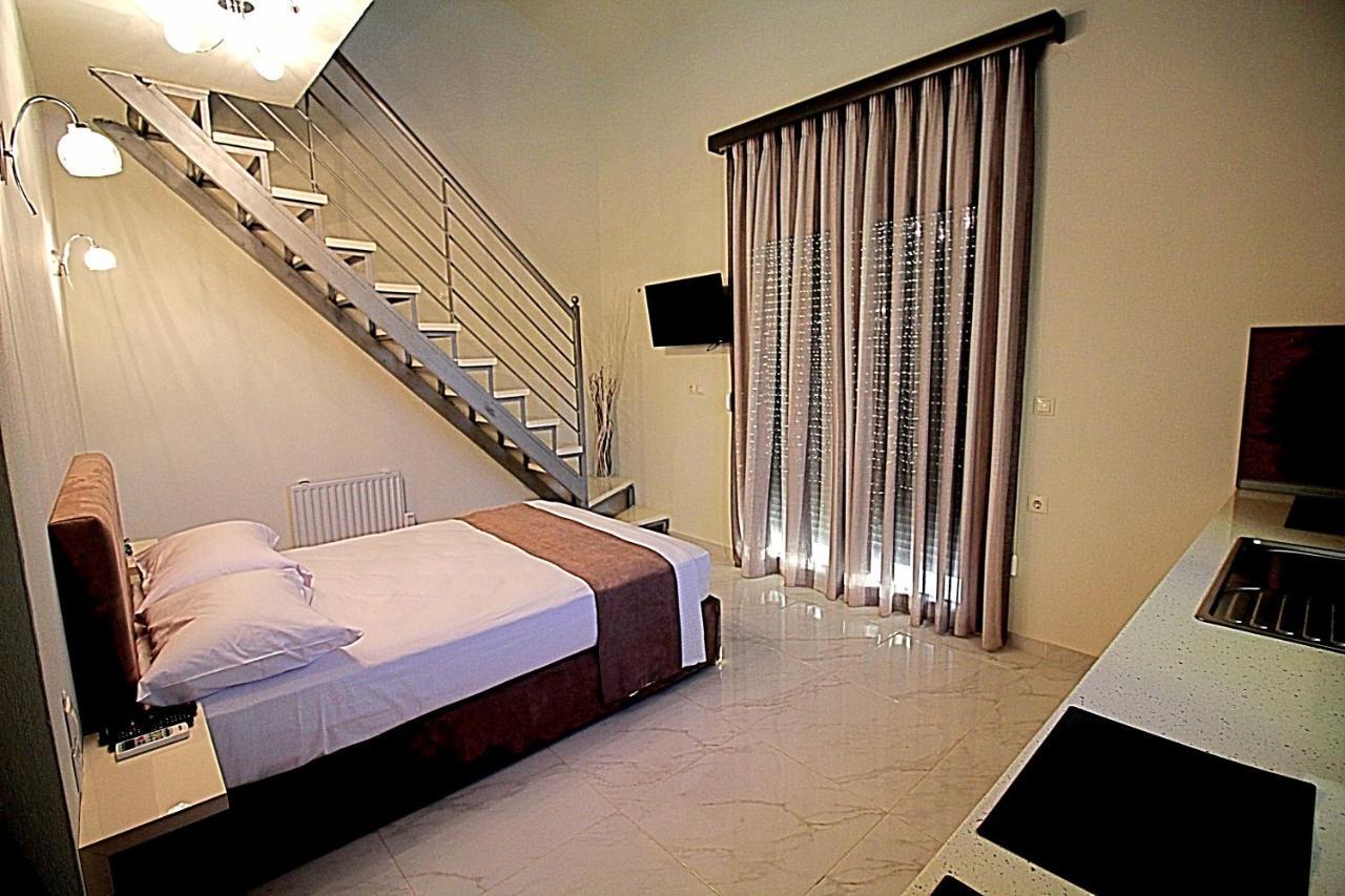 Sky Rays Luxury Apartments Nikiti  Exterior foto